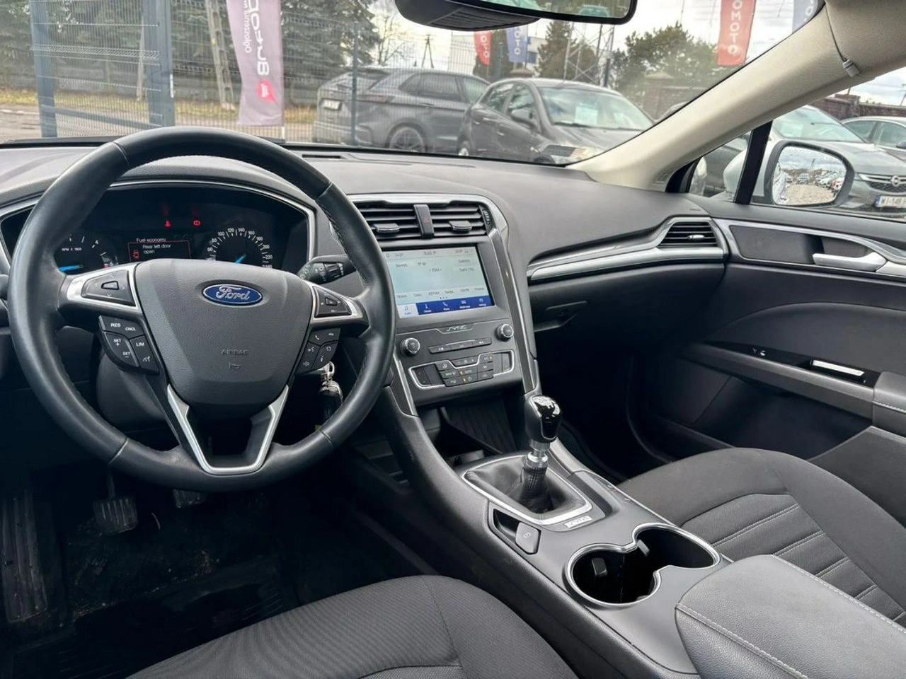 Ford Mondeo - Zdjęcie 17