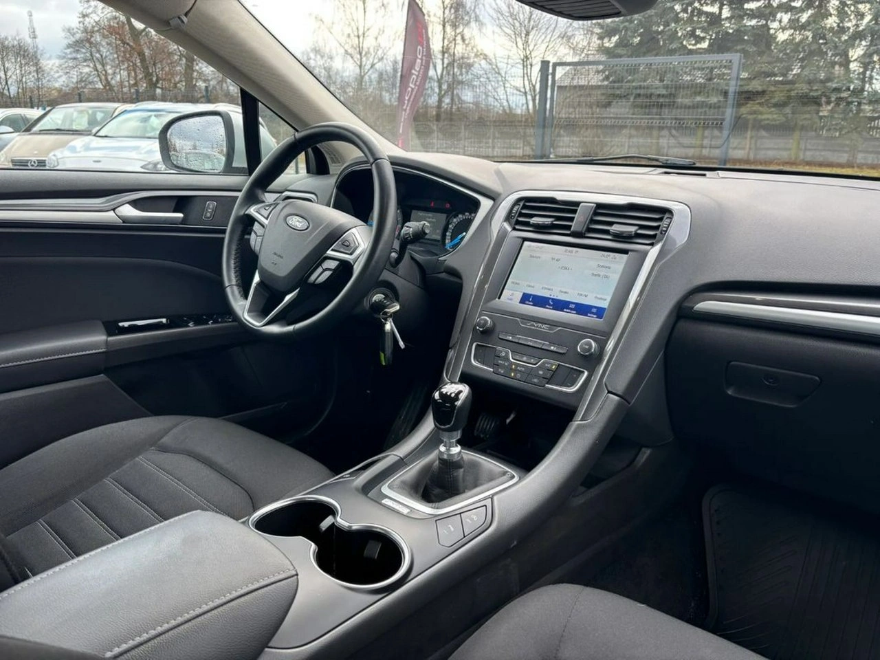 Ford Mondeo - Zdjęcie 19
