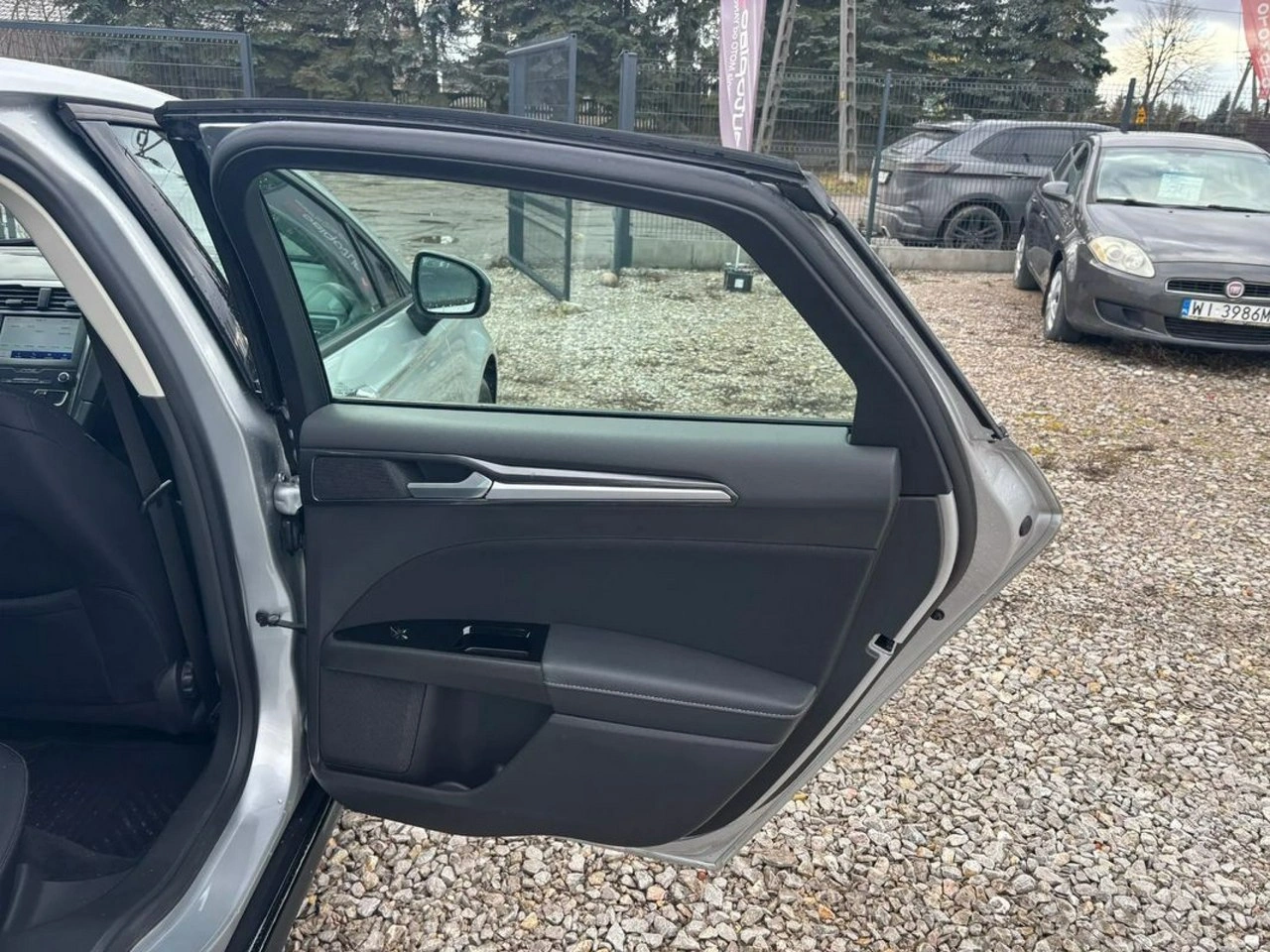 Ford Mondeo - Zdjęcie 29