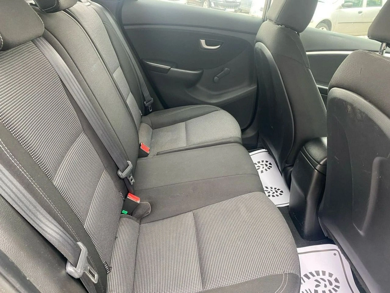 Hyundai i30 - Zdjęcie 24