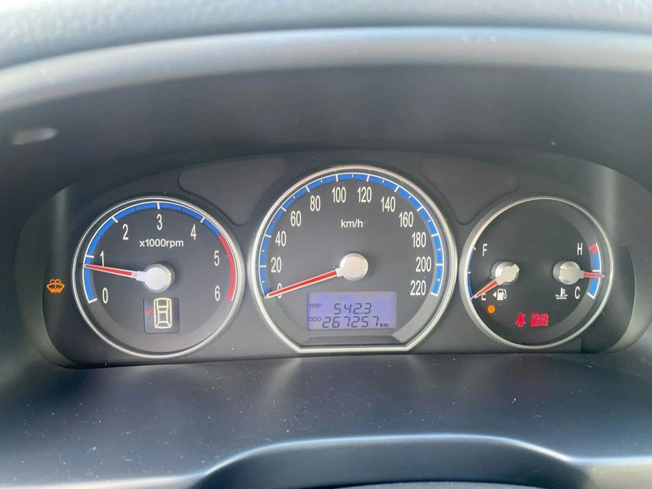 Hyundai Santa Fe - Zdjęcie 17