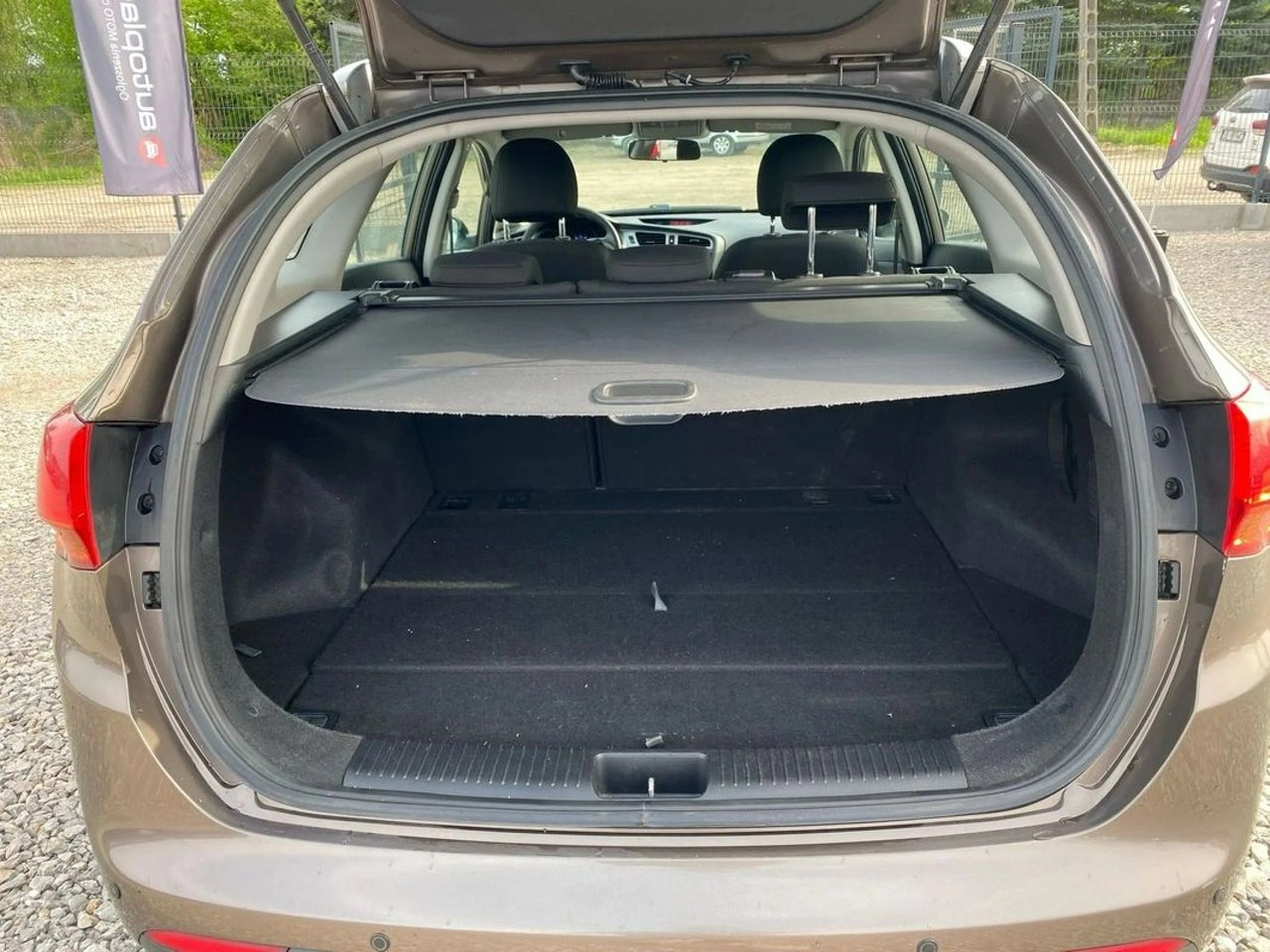 Kia Ceed - Zdjęcie 21