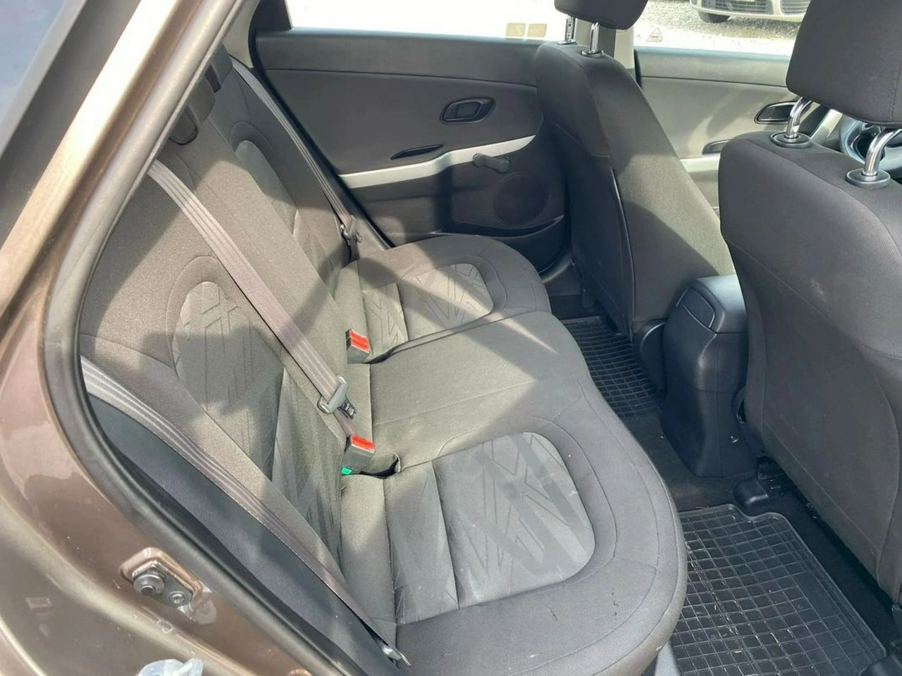 Kia Ceed - Zdjęcie 23