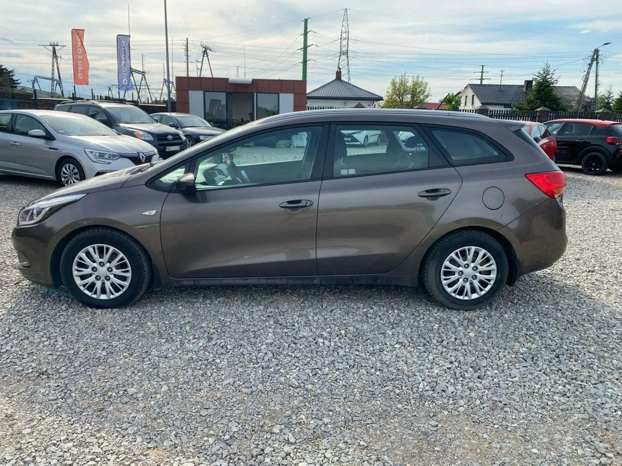 Kia Ceed - Zdjęcie 4