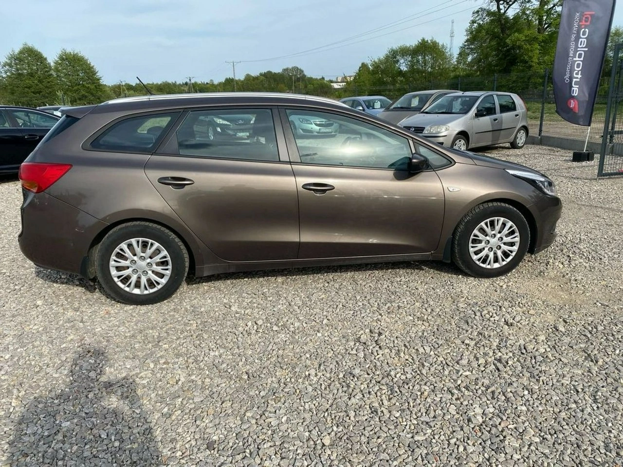 Kia Ceed - Zdjęcie 8