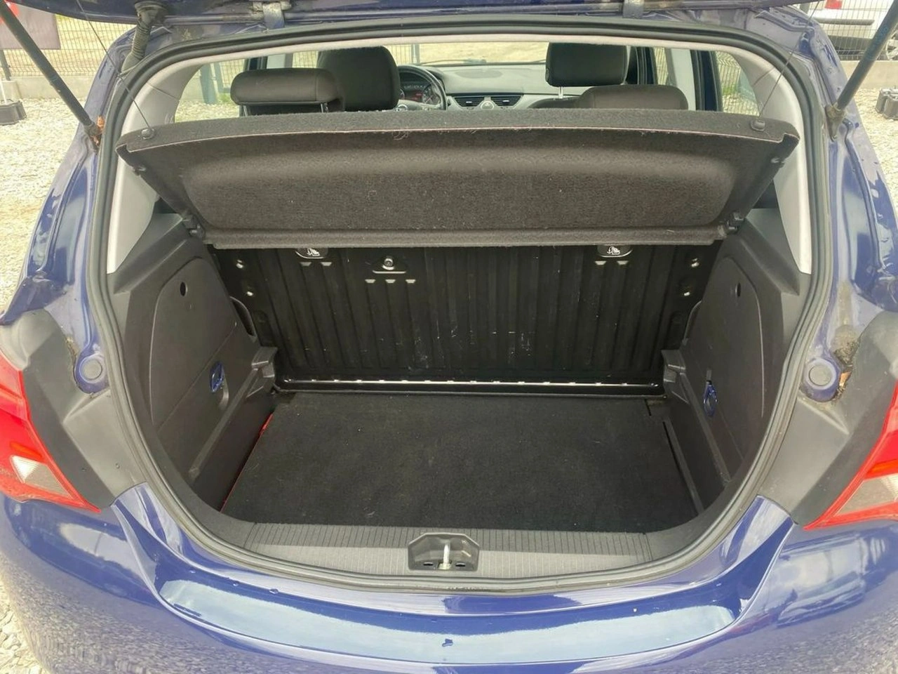 Opel Corsa - Zdjęcie 21