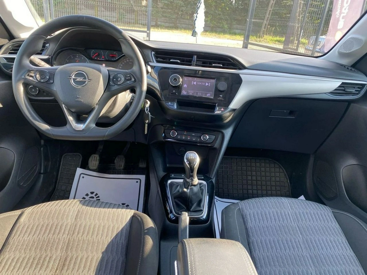 Opel Corsa - Zdjęcie 16