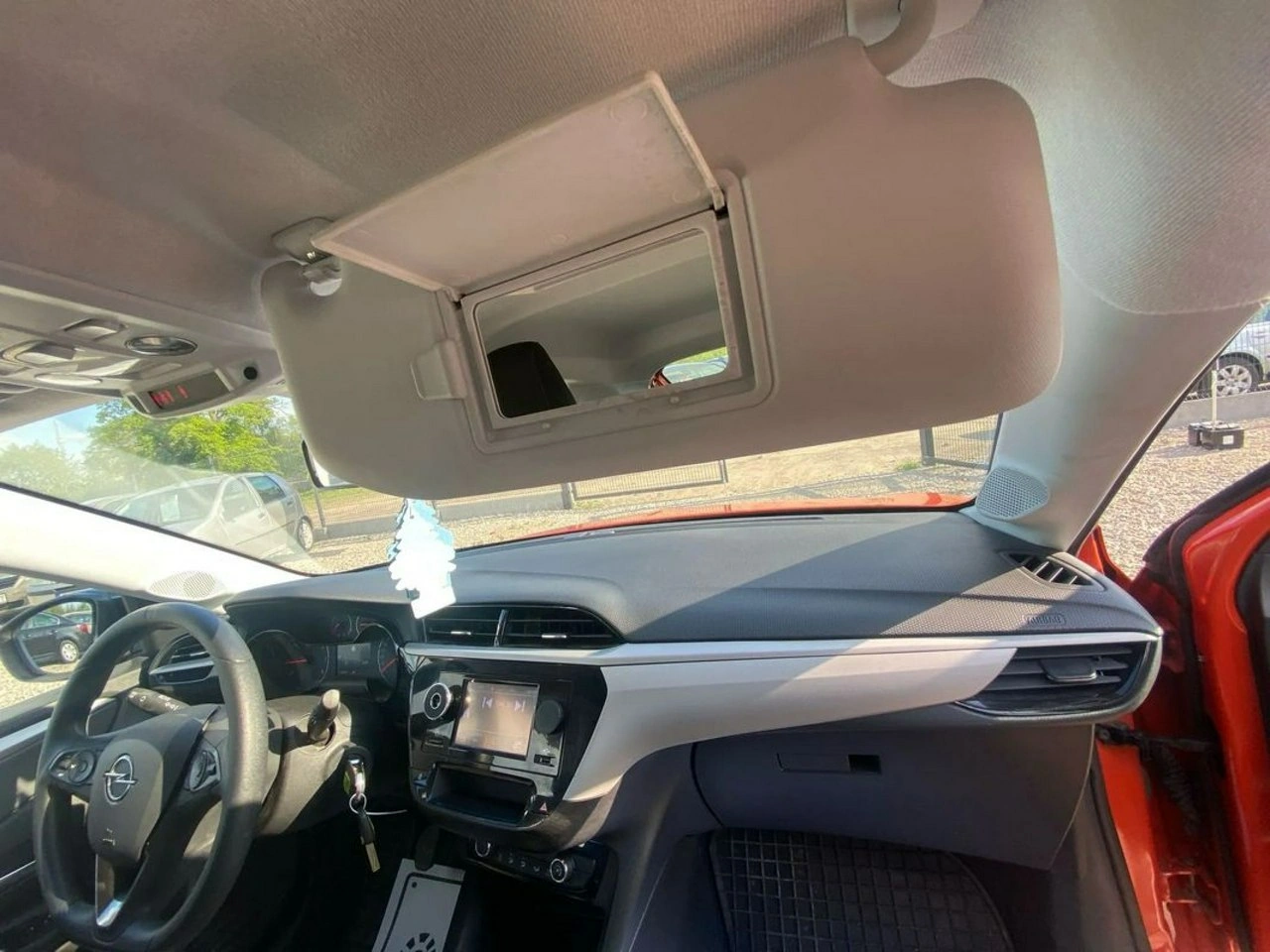 Opel Corsa - Zdjęcie 19