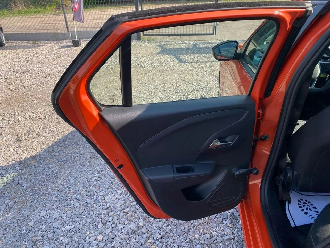 Opel Corsa - Zdjęcie 20