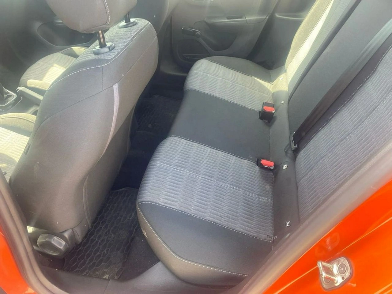 Opel Corsa - Zdjęcie 21