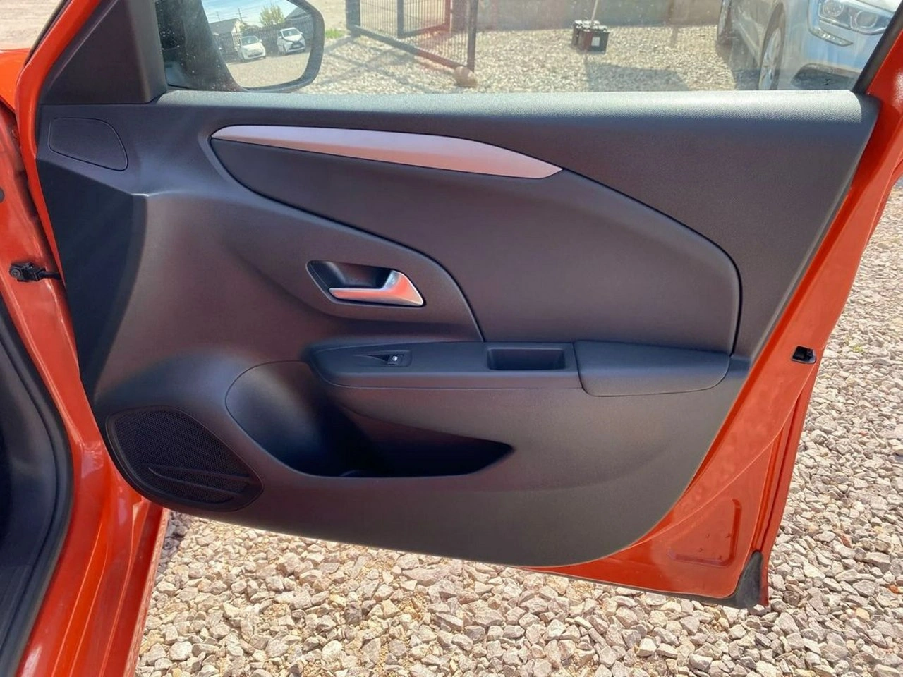 Opel Corsa - Zdjęcie 26