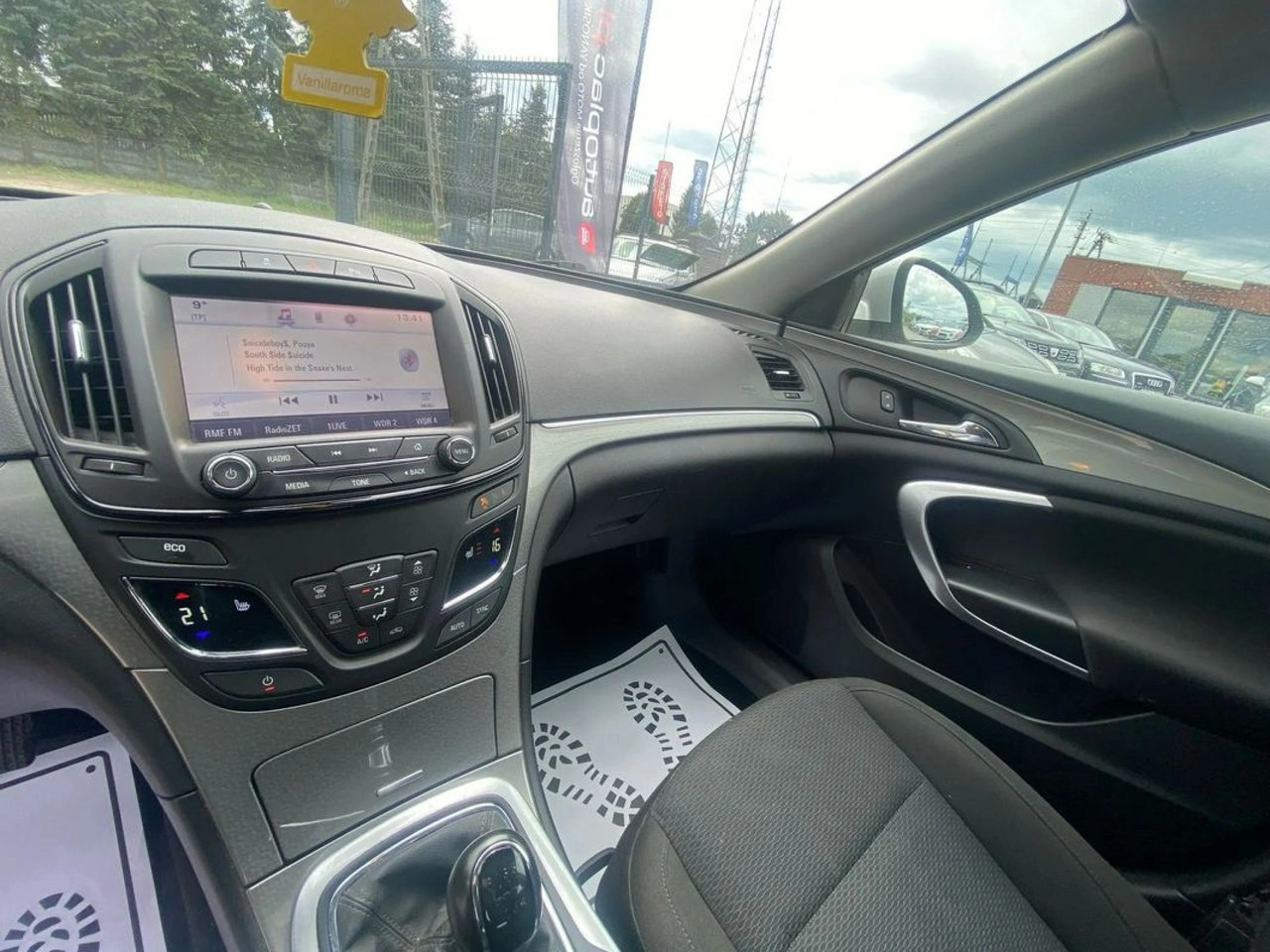 Opel Insignia - Zdjęcie 18