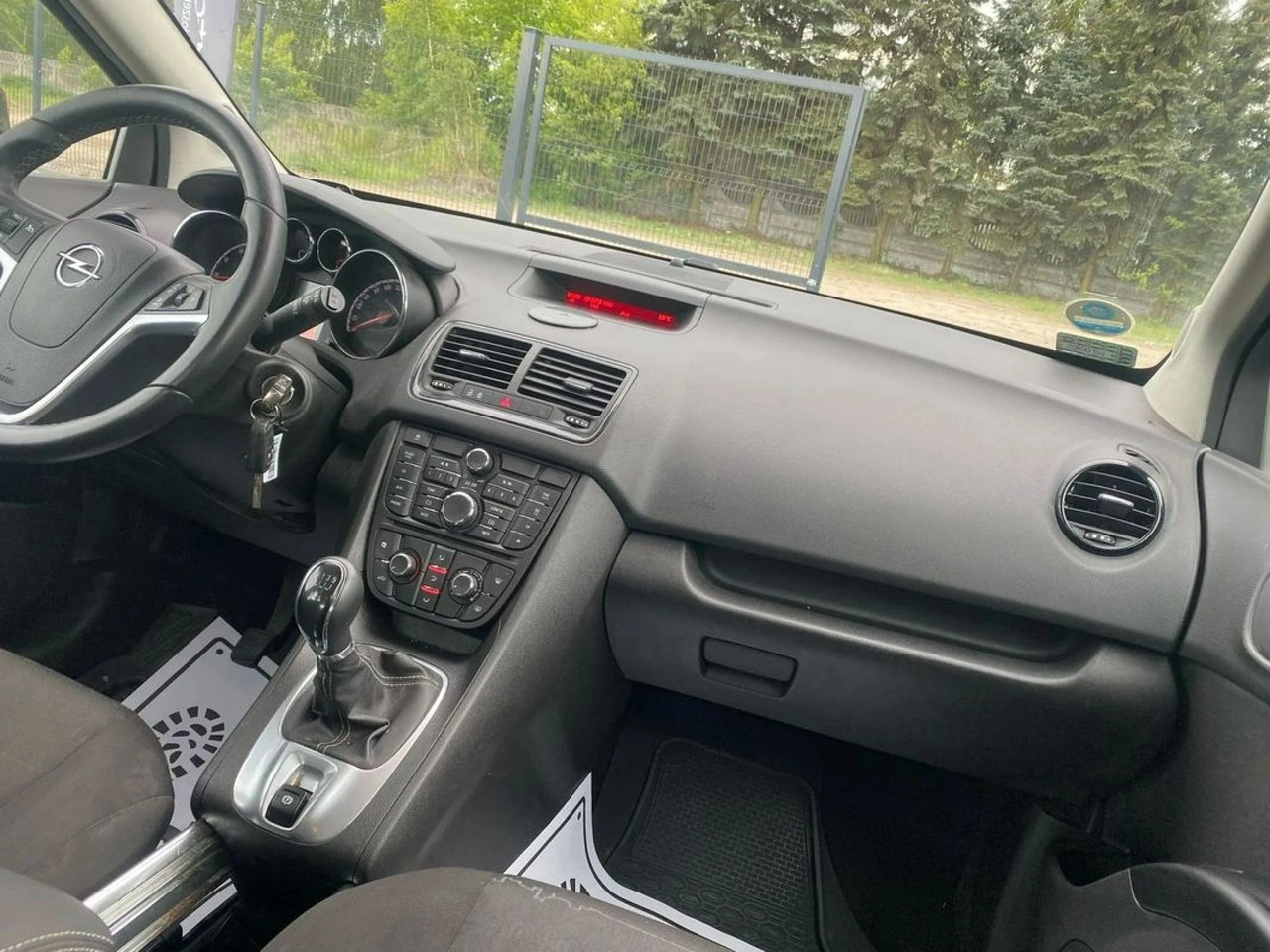 Opel Meriva - Zdjęcie 16