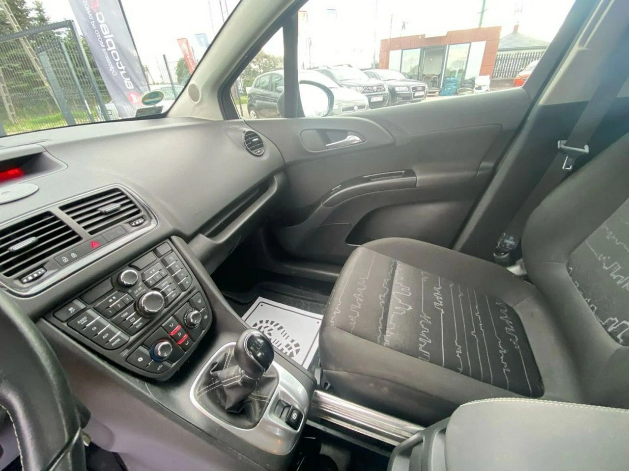 Opel Meriva - Zdjęcie 18