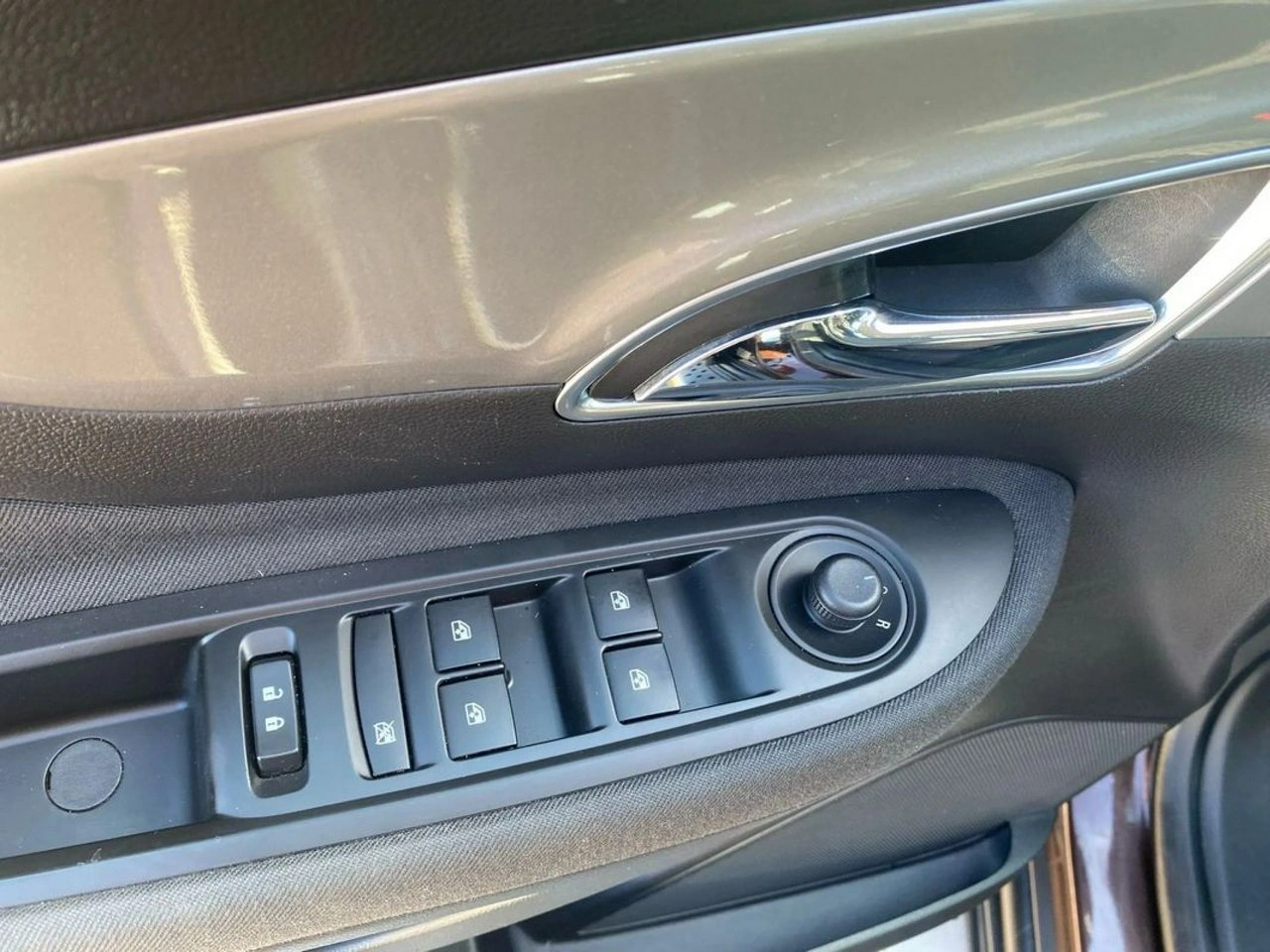 Opel Mokka - Zdjęcie 11