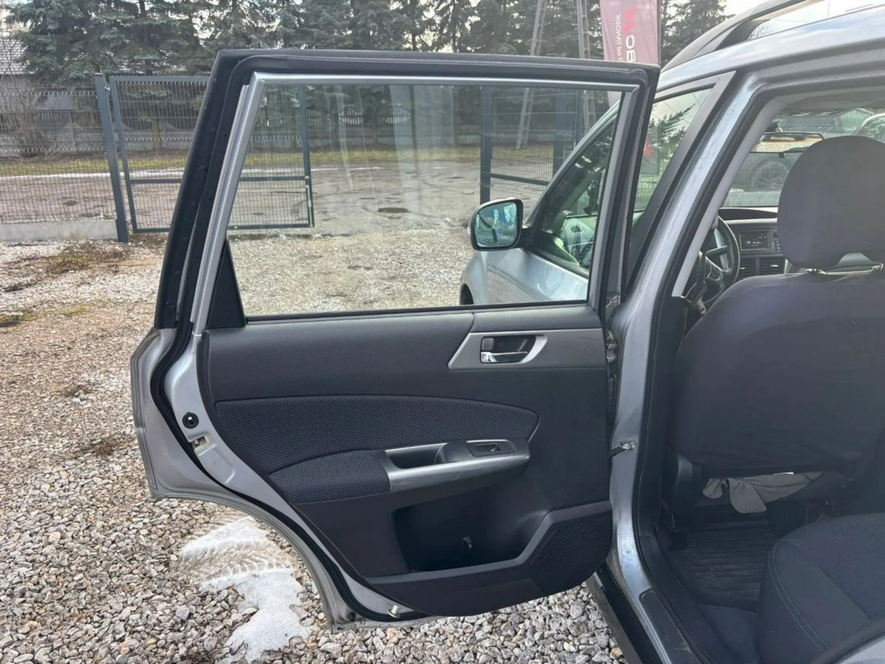 Subaru Forester - Zdjęcie 24