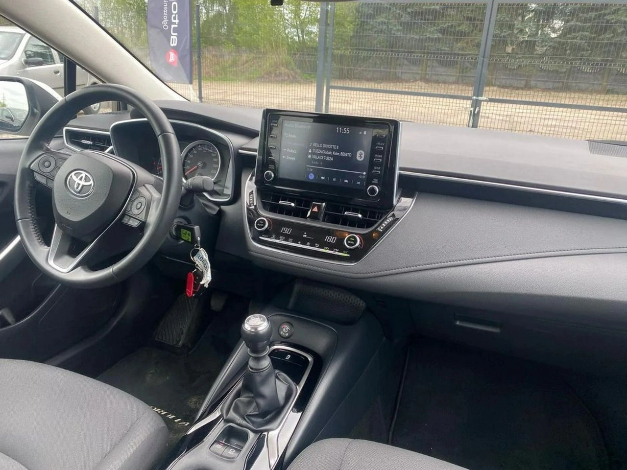 Toyota Corolla - Zdjęcie 16