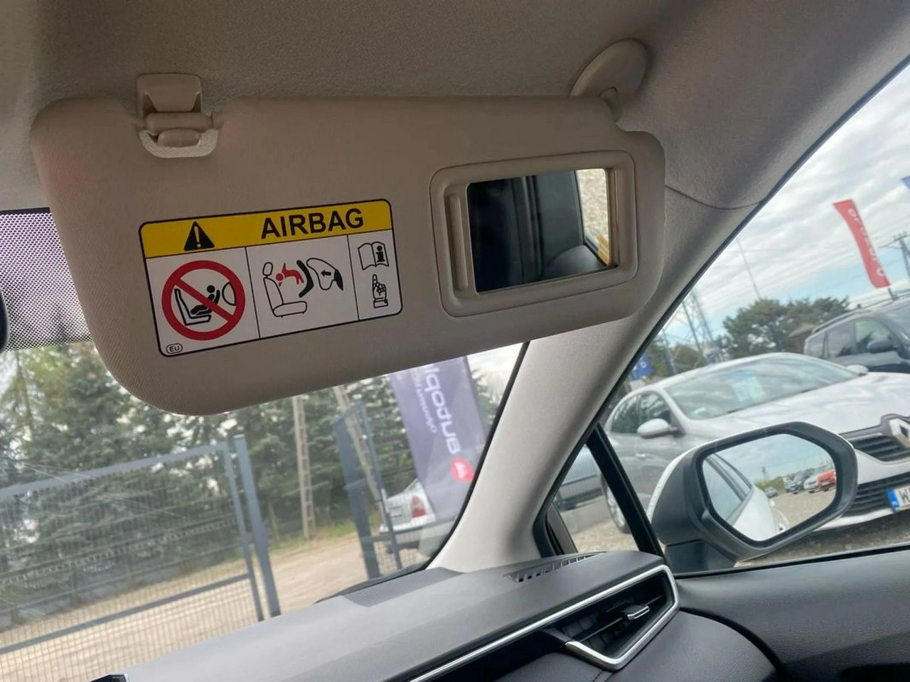 Toyota Corolla - Zdjęcie 18