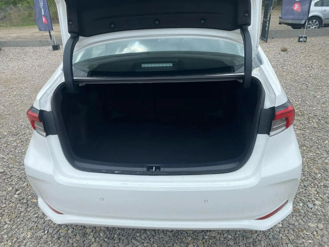 Toyota Corolla - Zdjęcie 21