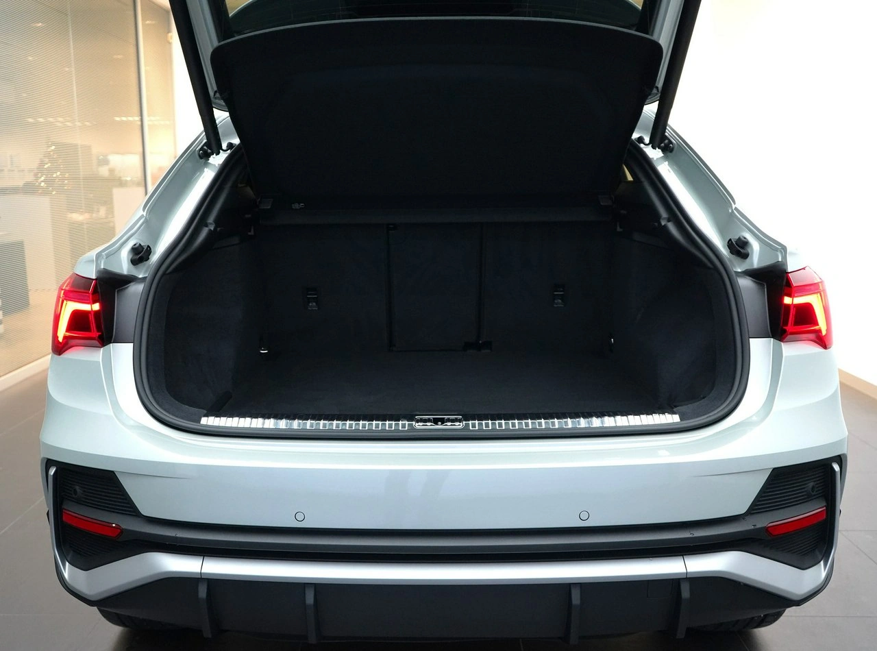 Audi Q3 - Zdjęcie 13