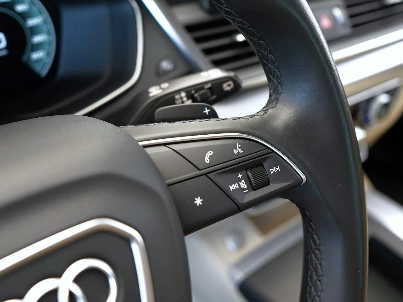 Audi Q5 - Zdjęcie 17