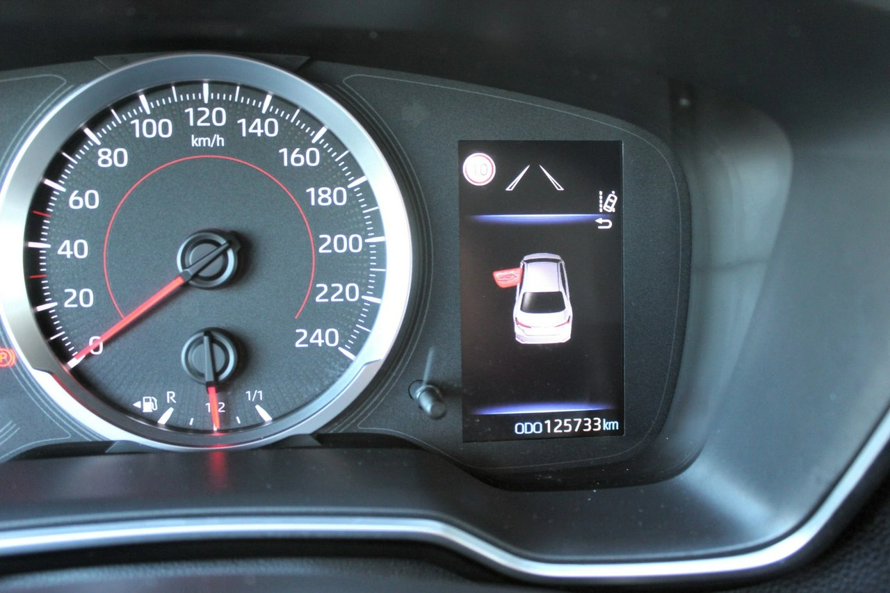 Toyota Corolla - Zdjęcie 13