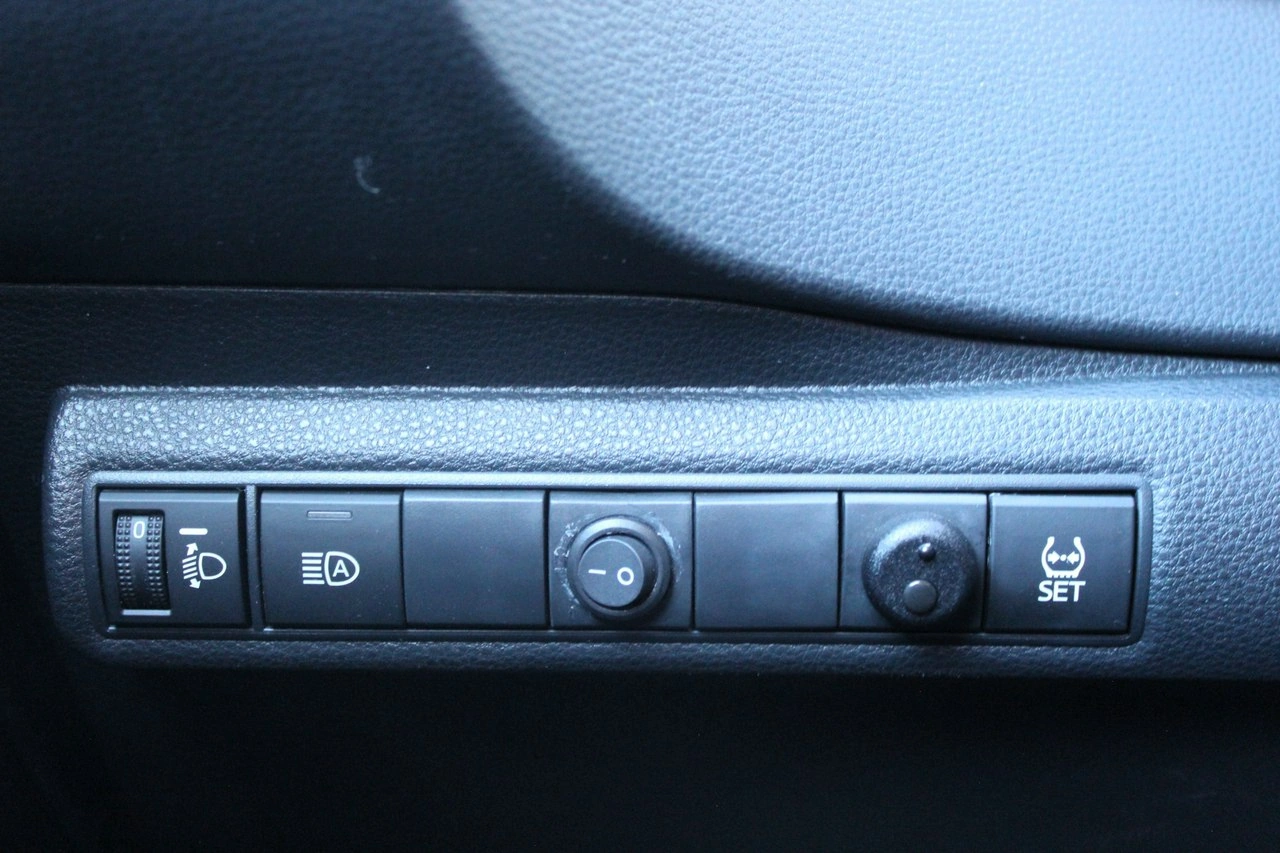 Toyota Corolla - Zdjęcie 18