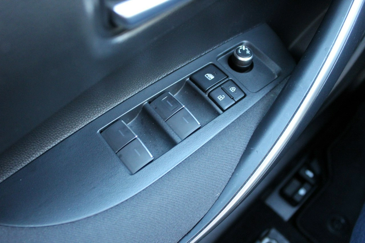 Toyota Corolla - Zdjęcie 19