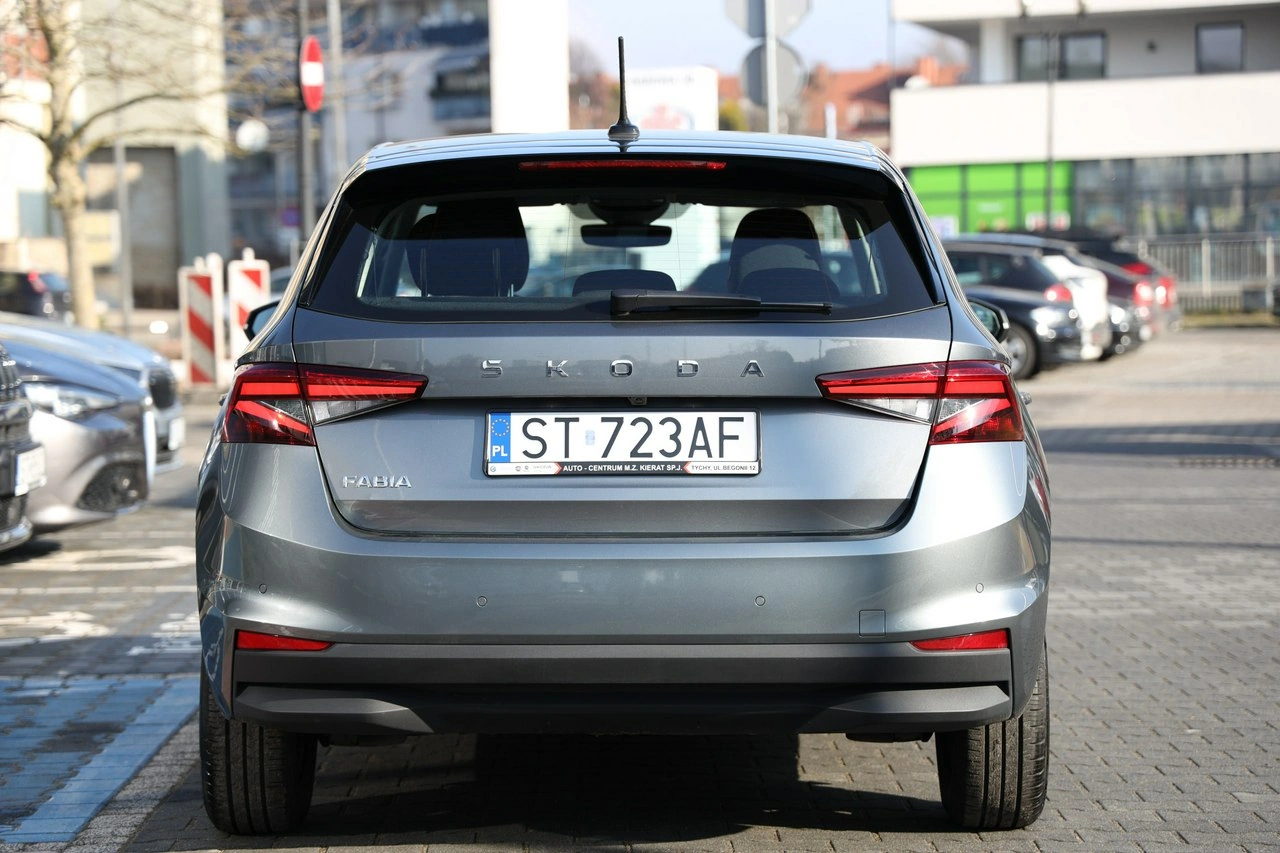 Skoda Fabia - Zdjęcie 6