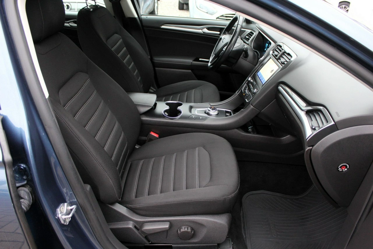 Ford Mondeo - Zdjęcie 10