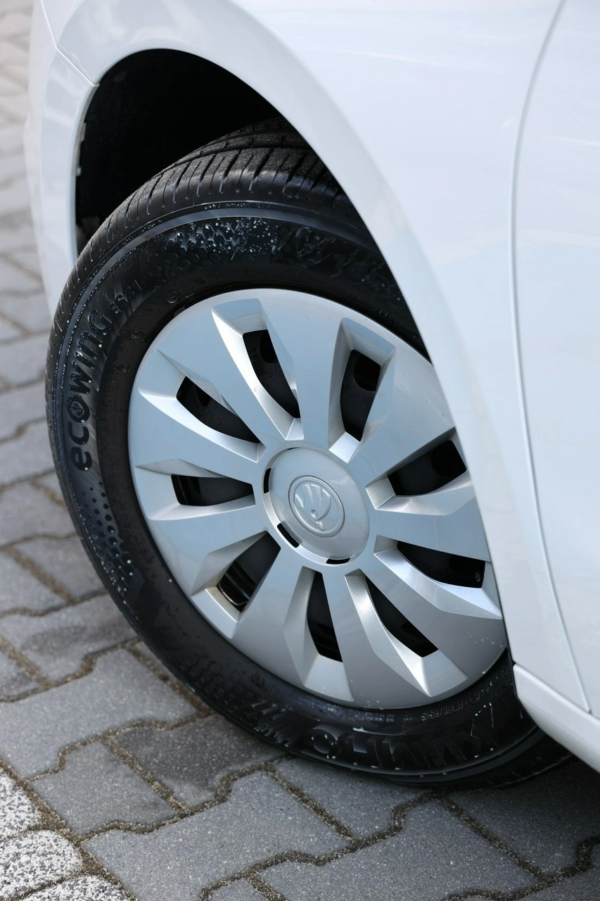 Skoda Fabia - Zdjęcie 8