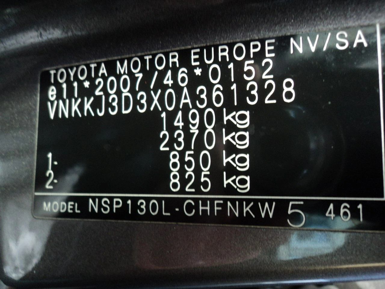 Toyota Yaris - Zdjęcie 13