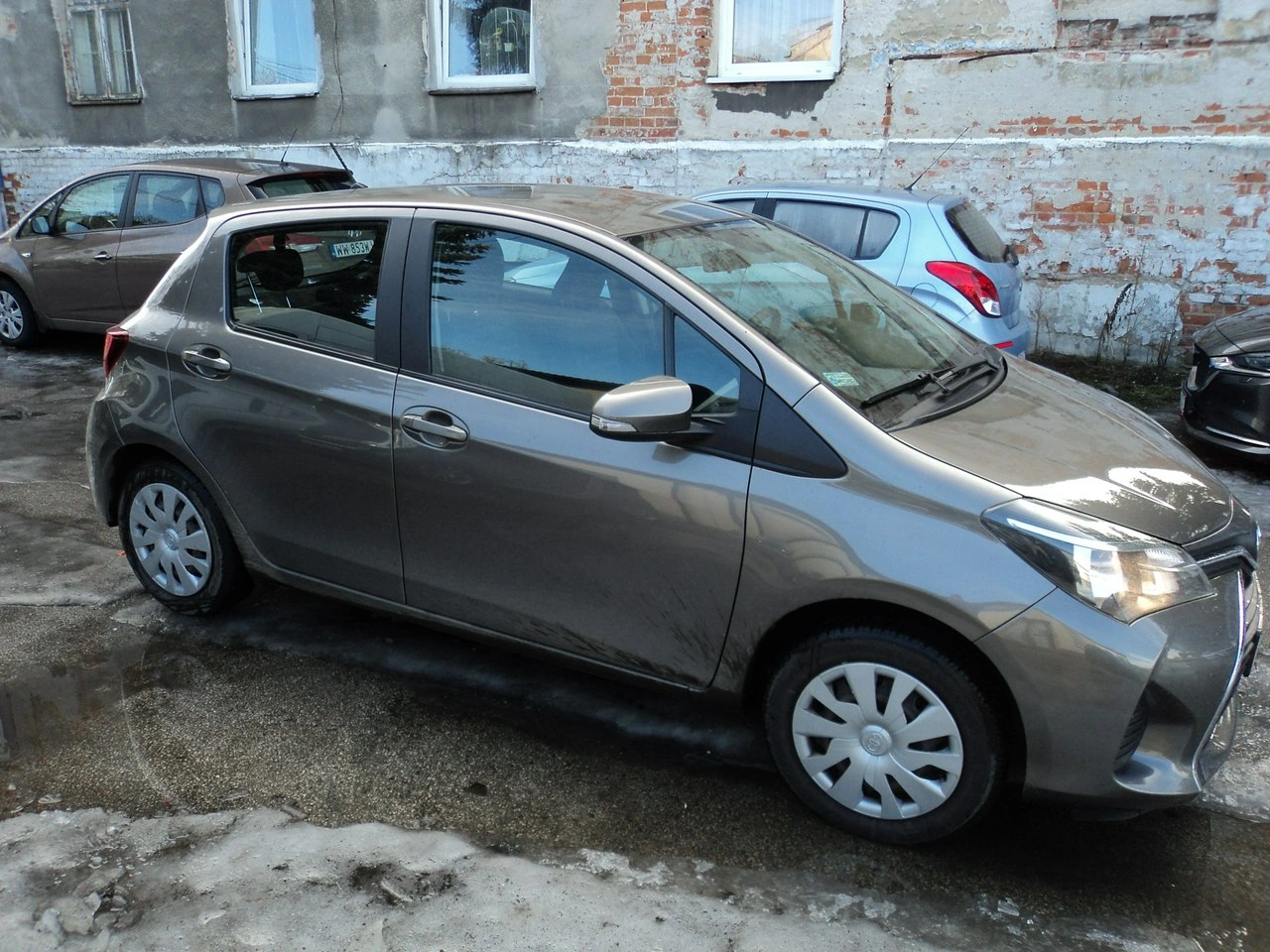 Toyota Yaris - Zdjęcie 2