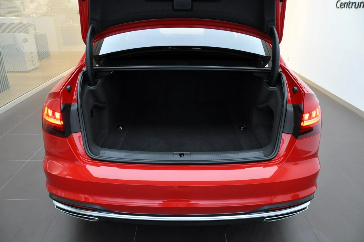 Audi A4 - Zdjęcie 11