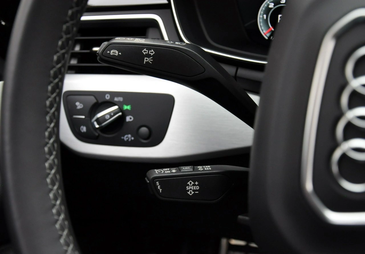 Audi A4 - Zdjęcie 17