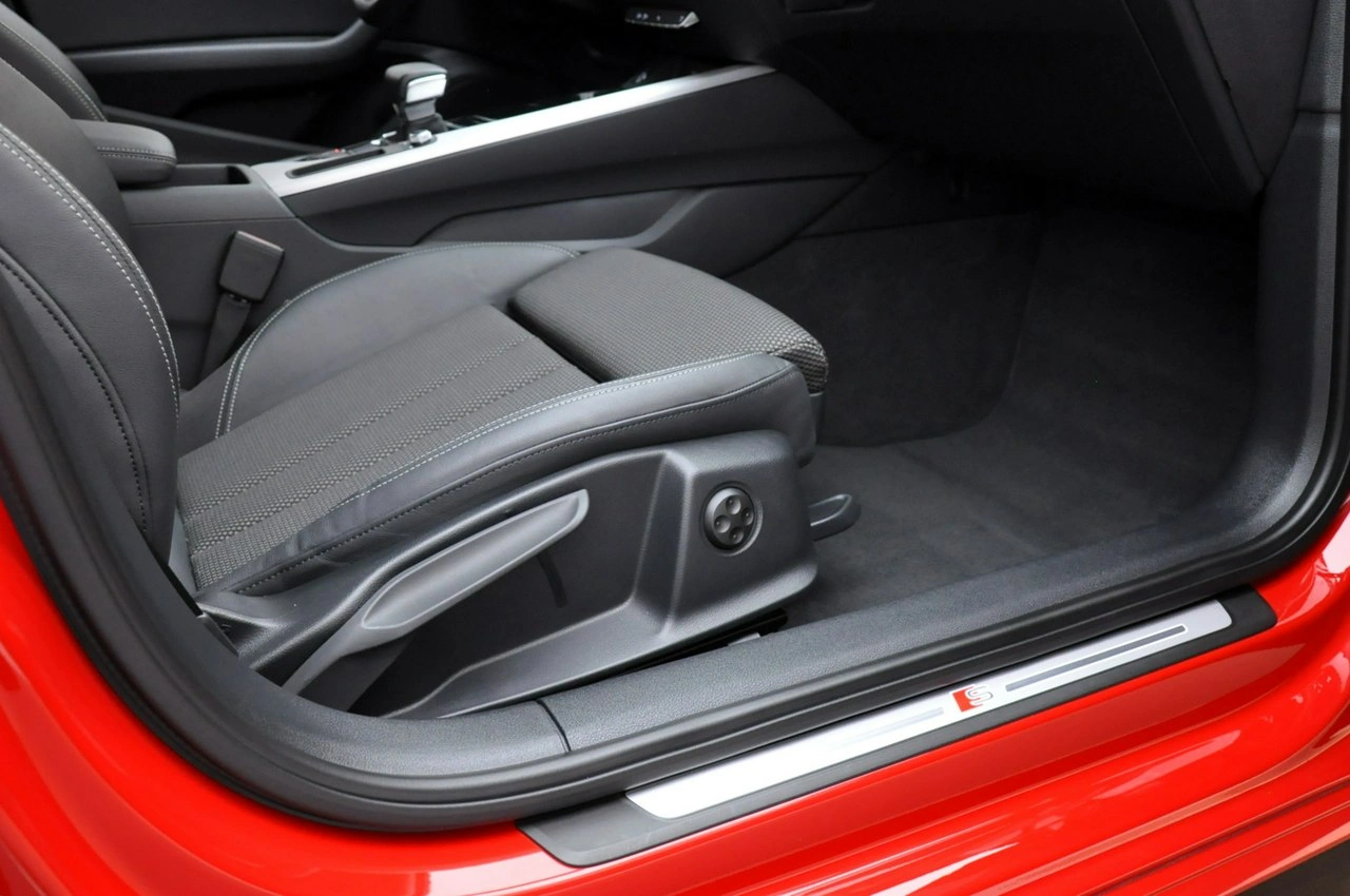 Audi A4 - Zdjęcie 27