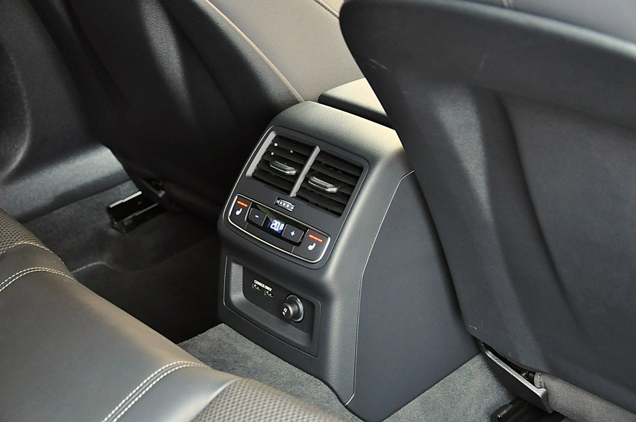 Audi A4 - Zdjęcie 30