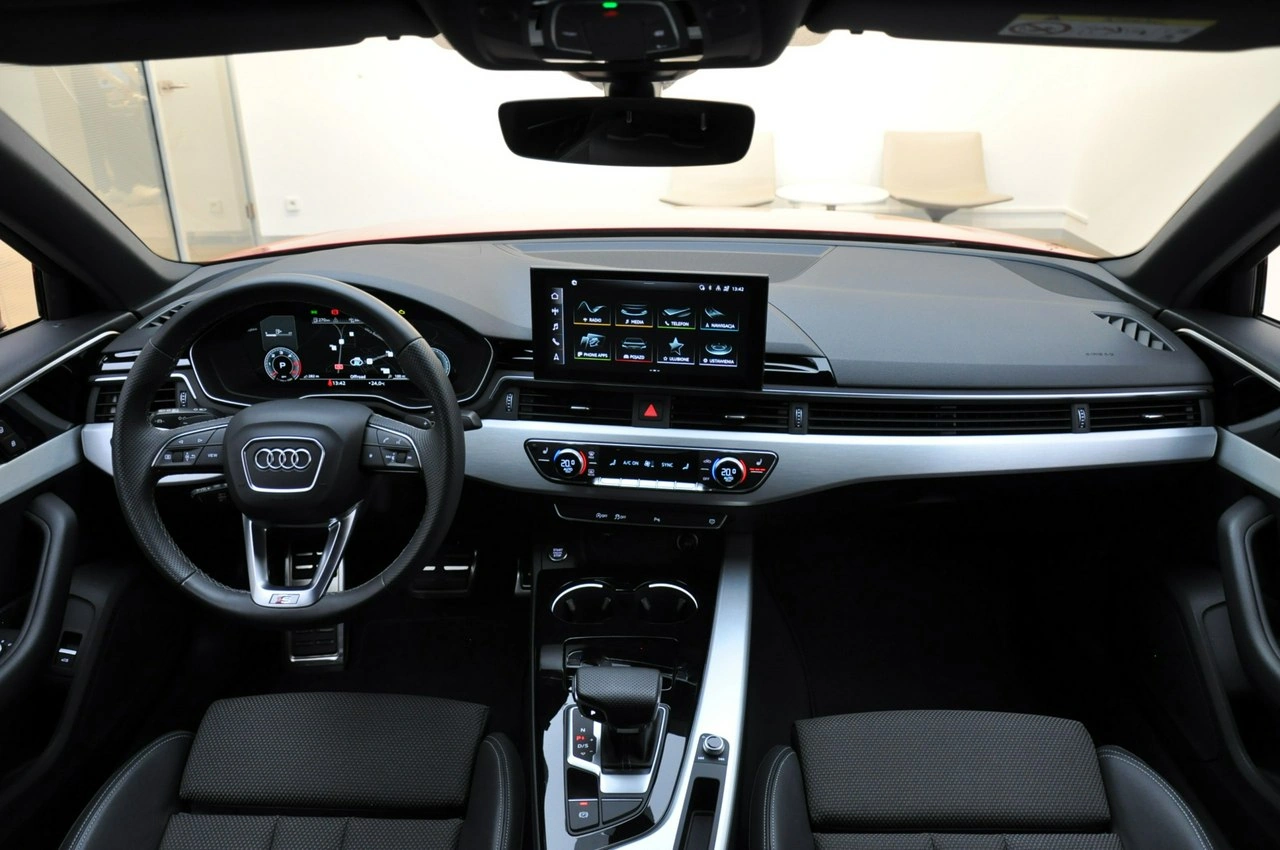 Audi A4 - Zdjęcie 24