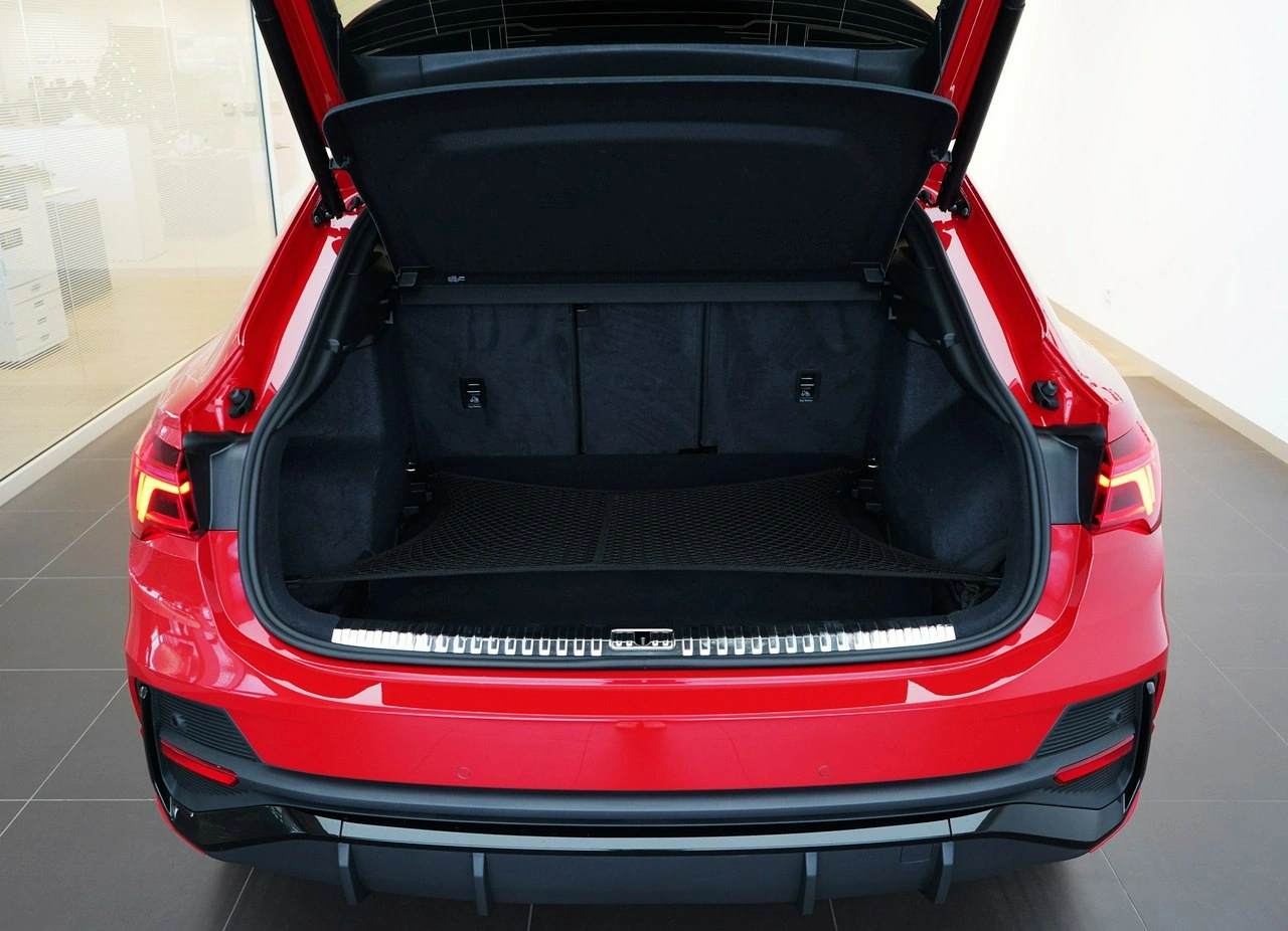 Audi Q3 - Zdjęcie 13