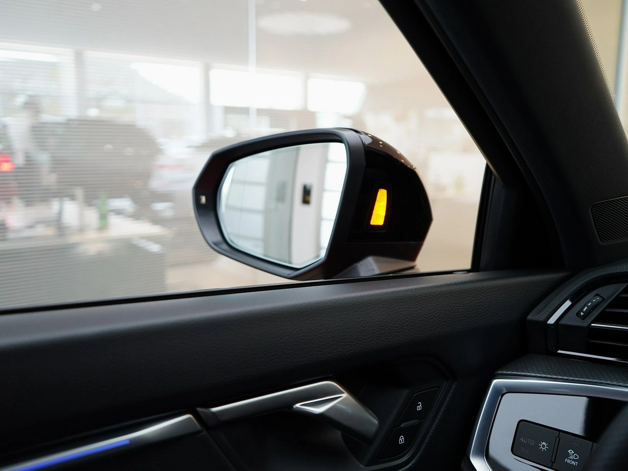 Audi Q3 - Zdjęcie 17