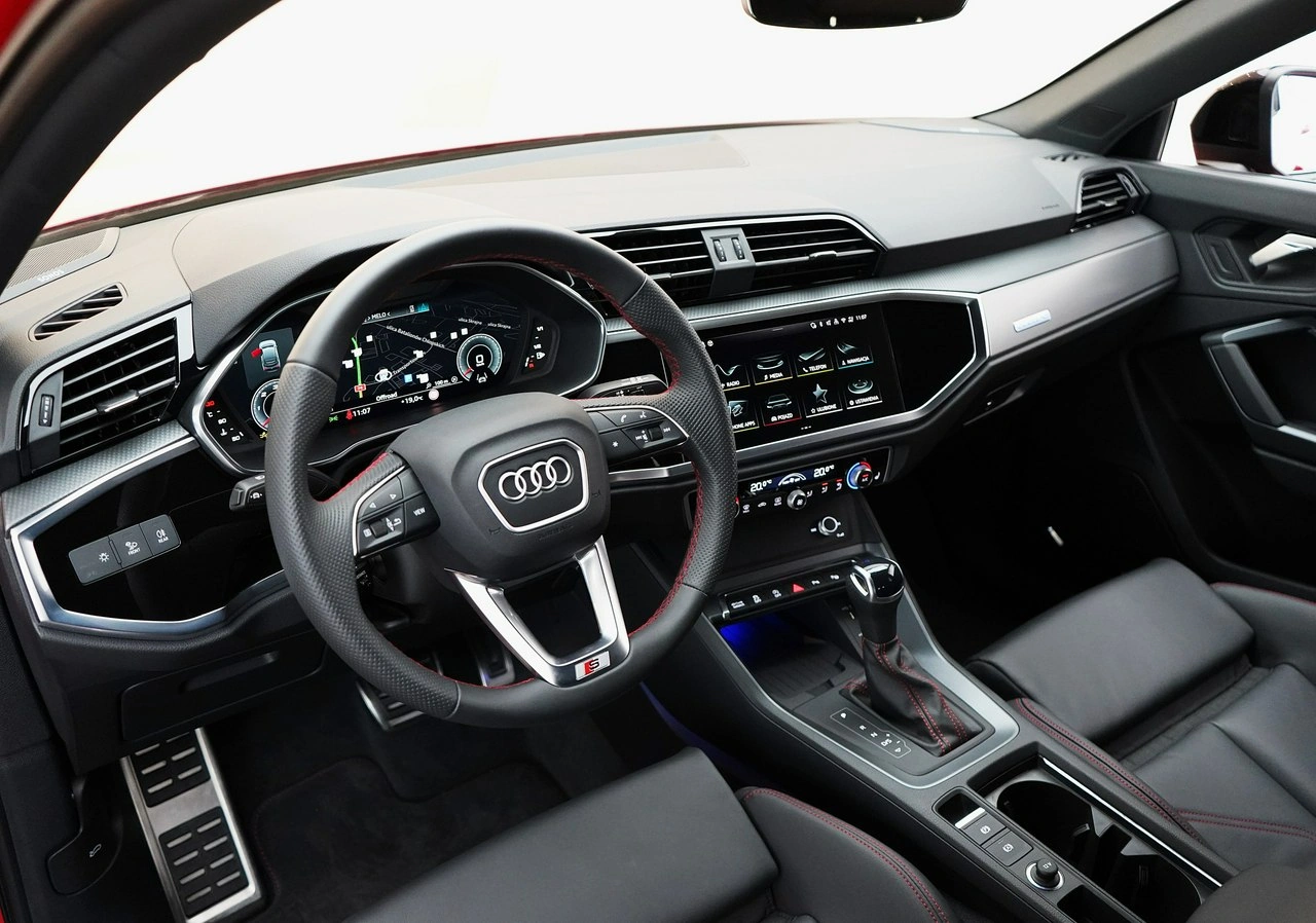 Audi Q3 - Zdjęcie 21