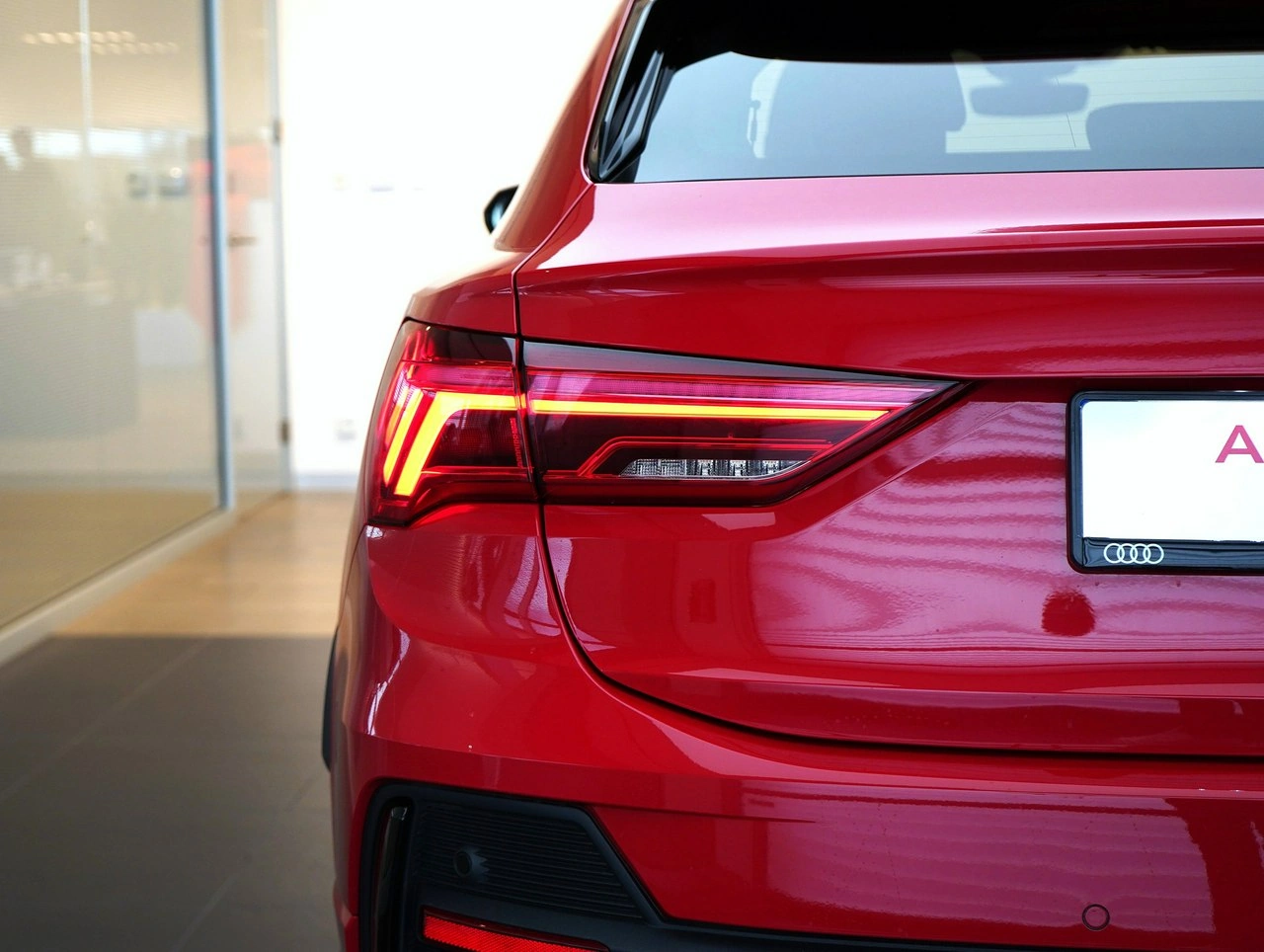 Audi Q3 - Zdjęcie 8