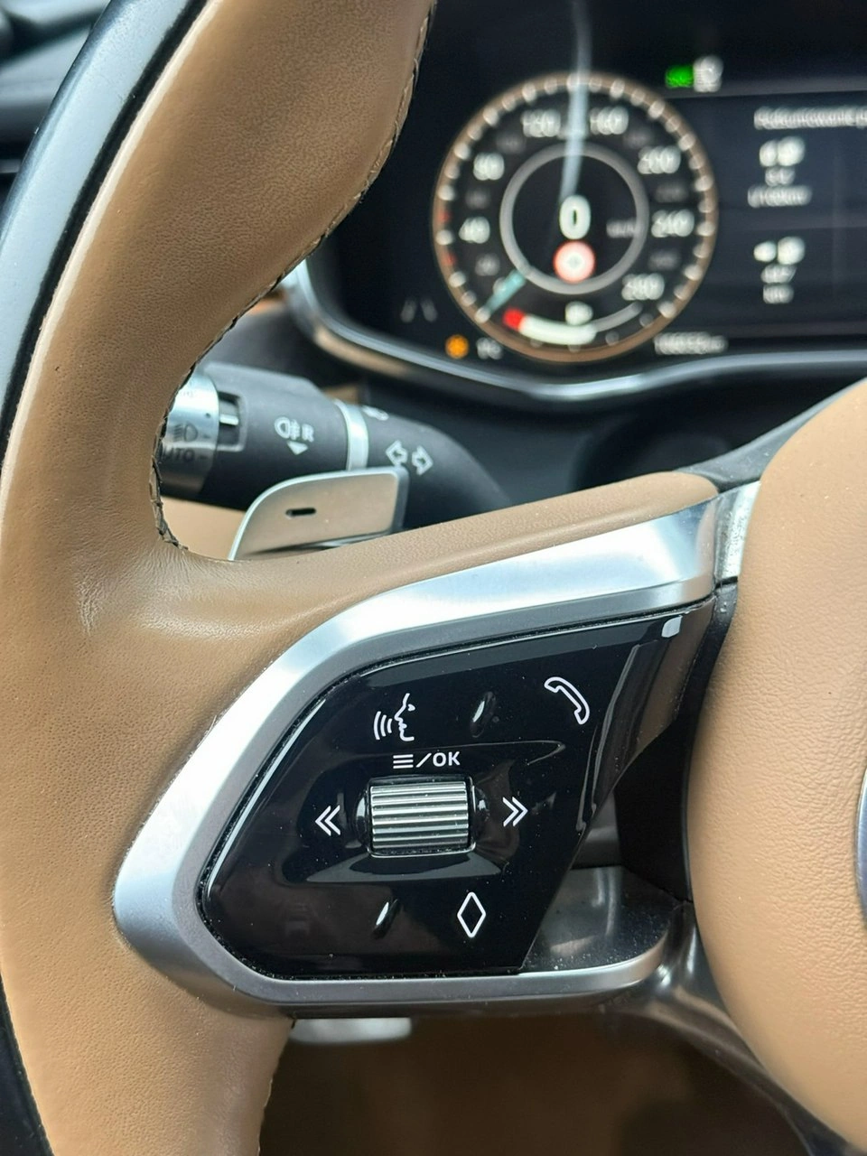 Jaguar XF - Zdjęcie 12