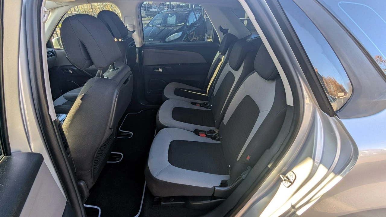 Citroën C4 Picasso - Zdjęcie 12