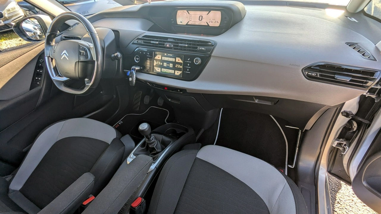 Citroën C4 Picasso - Zdjęcie 16