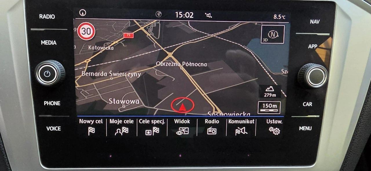 Volkswagen Passat - Zdjęcie 25