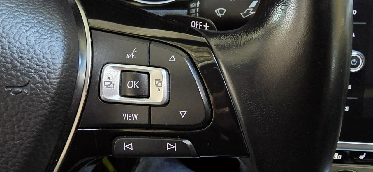 Volkswagen Passat - Zdjęcie 27