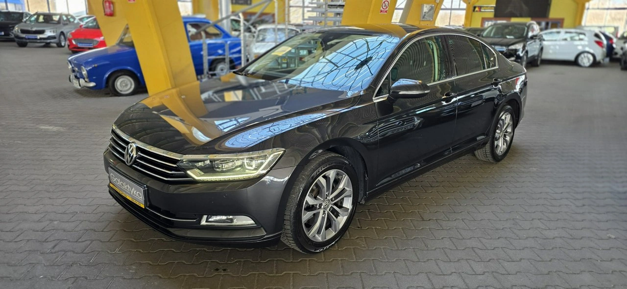 Volkswagen Passat - Zdjęcie 2
