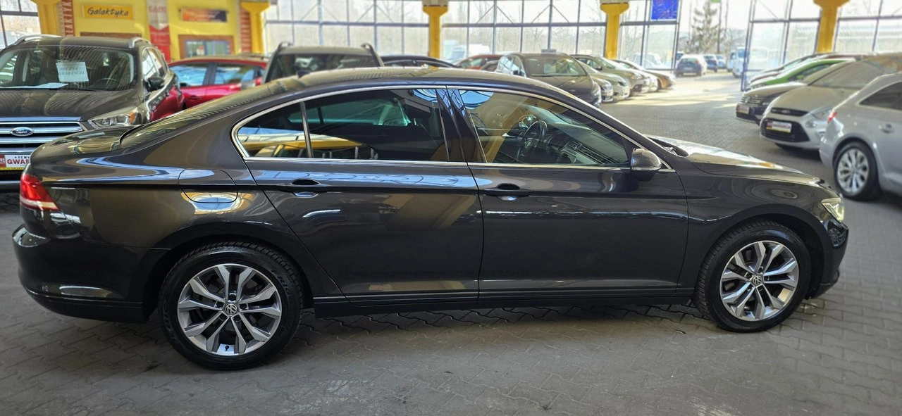 Volkswagen Passat - Zdjęcie 7