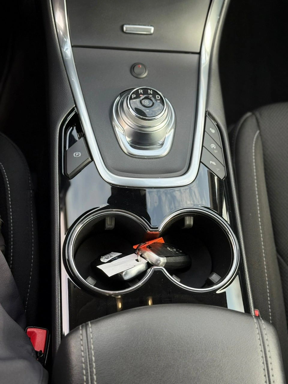 Ford S-Max - Zdjęcie 30